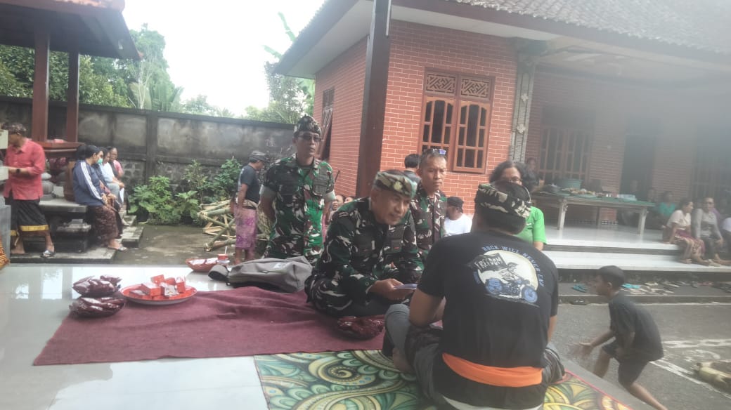 Ibunda Prajurit Berpulang, Keluarga Besar Kodim Klungkung Melayat