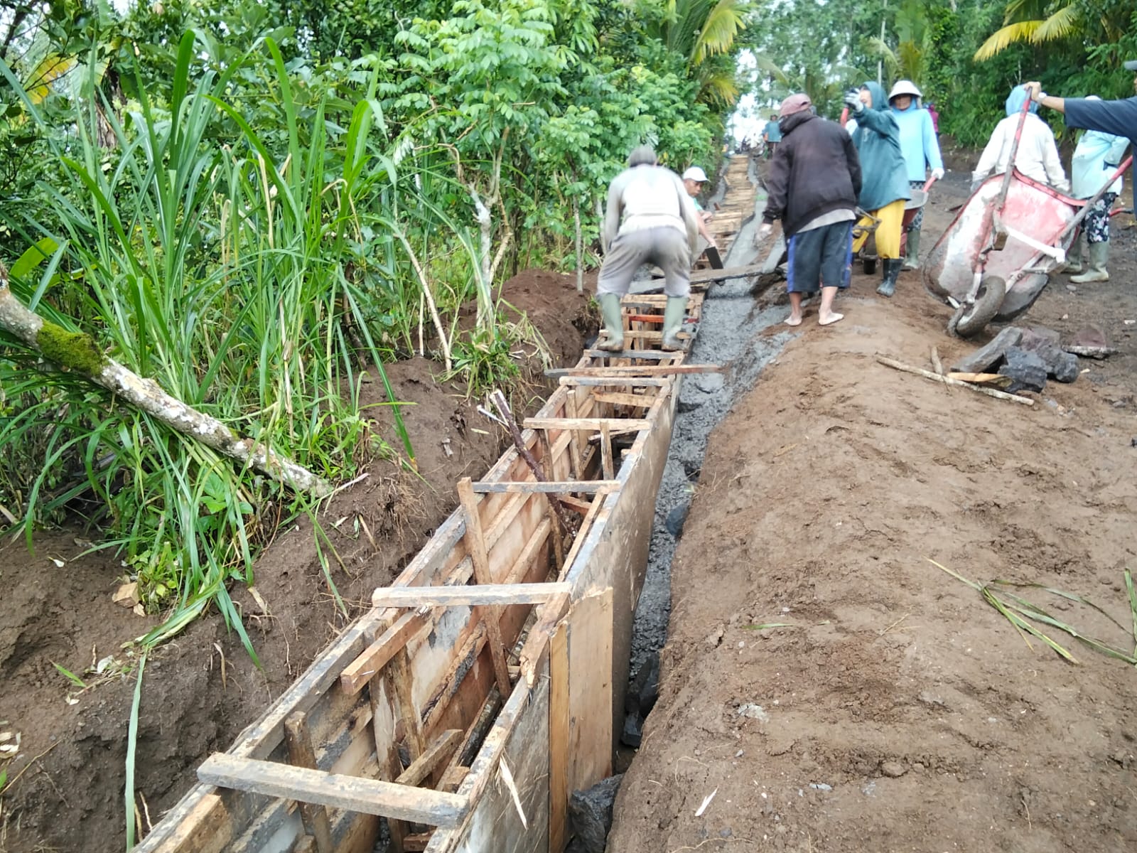 TMMD Karangasem Tunjukkan Hasil Nyata, Beton Siklop 80 Persen Perkuat Infrastruktur Kubakal