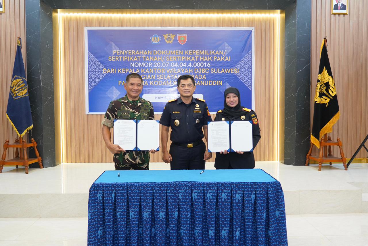 Sinergi TNI dan Bea Cukai Jaga Aset Negara, Pangdam XIV/Hsn Terima Dokumen Kepemilikan Sertifikat Tanah