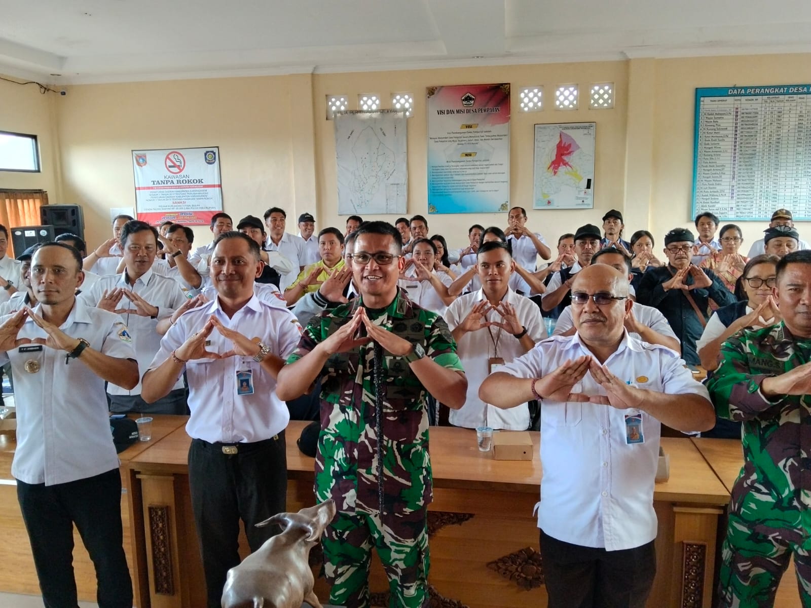 atgas TMMD ke - 128 Kodim 1623/Karangasem gelar penyuluhan hukum