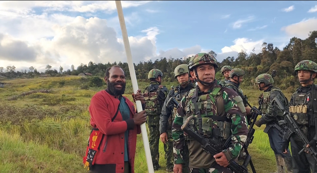 Dansatgas Yonif 742/SWY Rangkul Tokoh Masyarakat Kuyawage, Bahas Masa Depan Pendidikan Anak Papua
