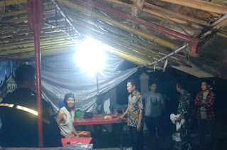 Babinsa Benteng,Koramil 0607-07/Warudoyong Patroli Malam dan Silaturahmi, Ajak Warga Jaga Keamanan Lingkungan
