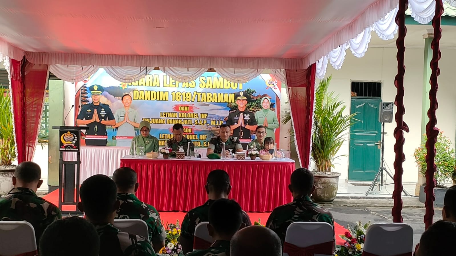 Penuh Kehormatan, Tongkat Komando Kodim Tabanan Resmi Beralih ke Letkol Inf Muhamad Arifianto