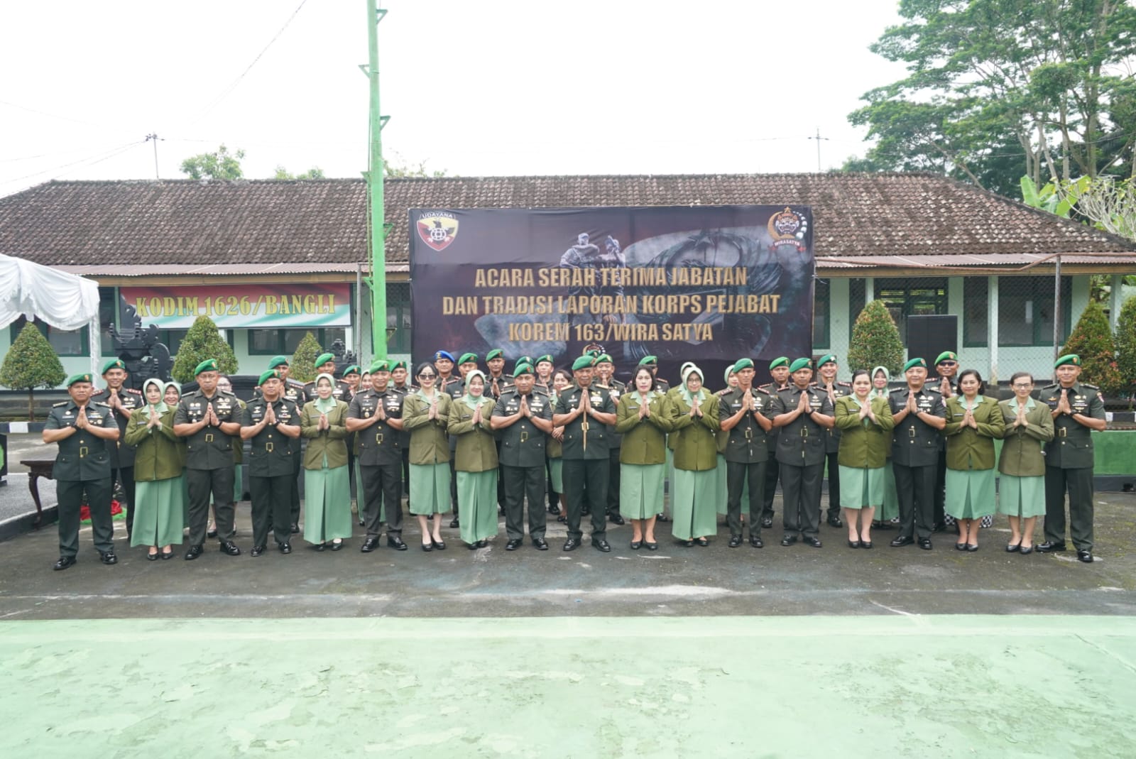 Danrem 163/Wira Satya Pimpin Sertijab Pejabat Korem dan Dandim
