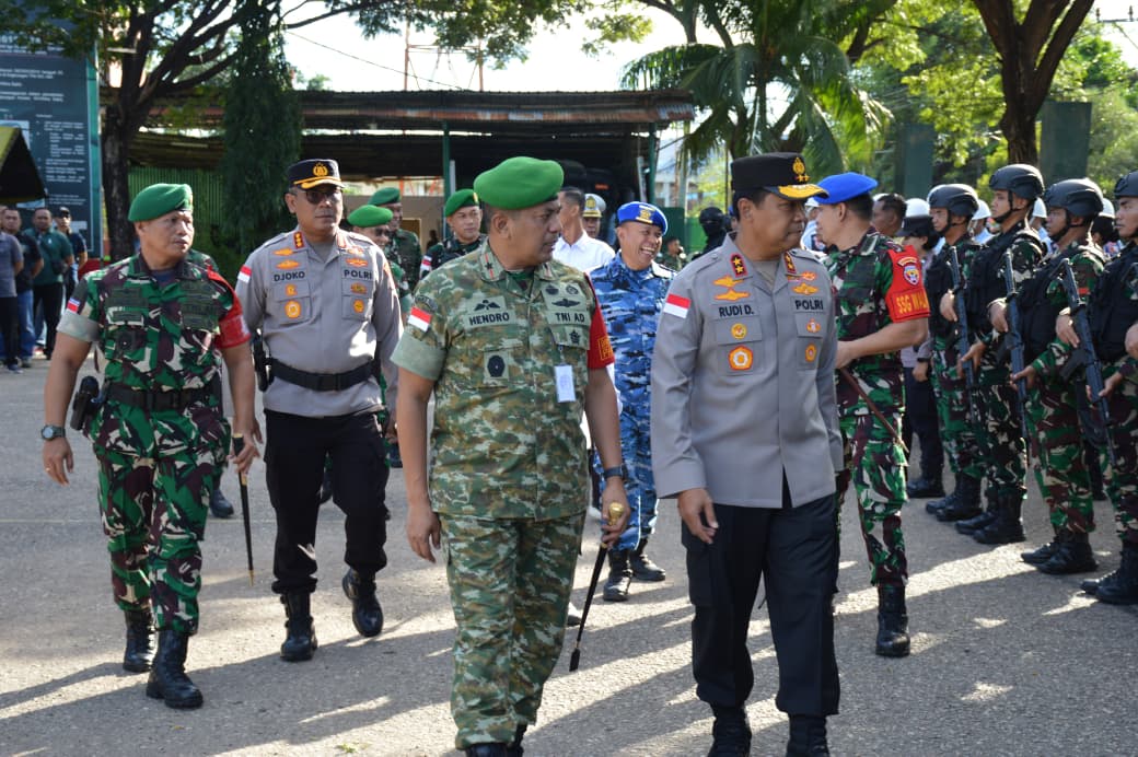 Danrem Pimpin Apel Pengamanan Kunjungan Wakil Presiden Di NTT