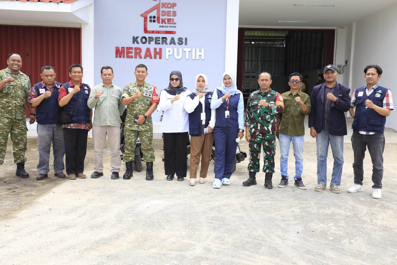 Dandim 0607/KS Ikut Peresmian 1.061 Koperasi Merah Putih Bersama Presiden RI