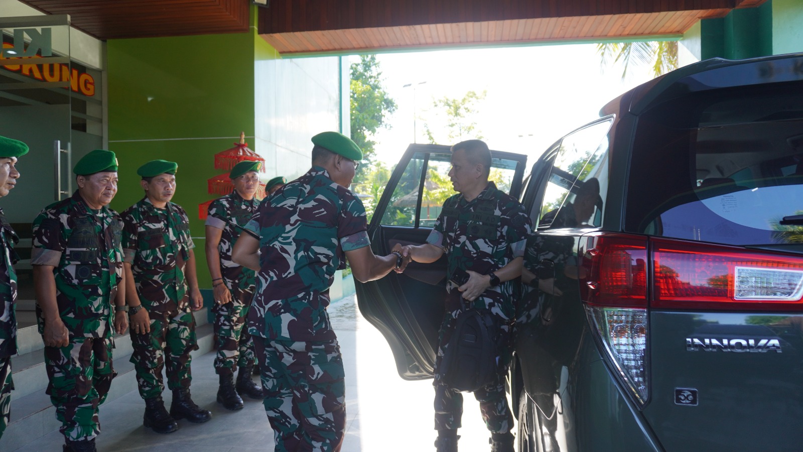 Dandim Klungkung Sambut Tim Srenad TNI AD Dalam Rangka Peninjauan Implementasi Doktrin TNI AD
