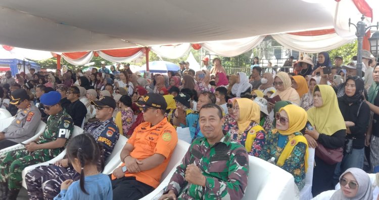 Kapten Arh Ari Setiawan Hadiri Upacara Adat dan Hari Nelayan Nasional Ke-66 di Palabuhanratu