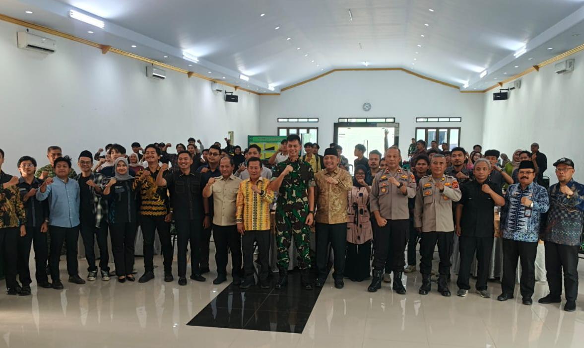 Kodim 0602/Serang menggelar Temu Wicara Kebangsaan (Komsos dengan Mahasiswa) bersama unsur Forkopimda Kota/Kabupaten Serang