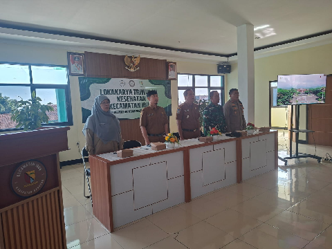 Perkuat Sinergitas Lintas Sektor, Danramil 2403/Paseh Hadiri Lokakarya Kesehatan di Ibun