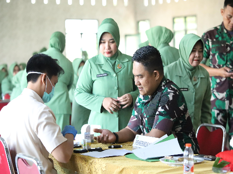 Dandim 0624/Kab. Bandung Pantau Pemeriksaan Kesehatan Persit: Keluarga Sehat, Tugas Prajurit Optimal