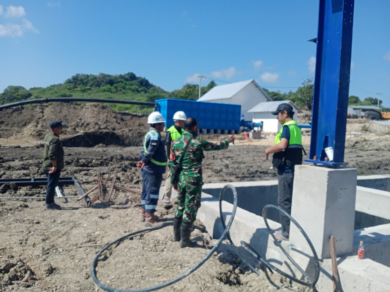 Dukung Proyek Strategis Nasional, Babinsa Monitoring dan Pengamanan Kawasan K-SIGN Rote Ndao