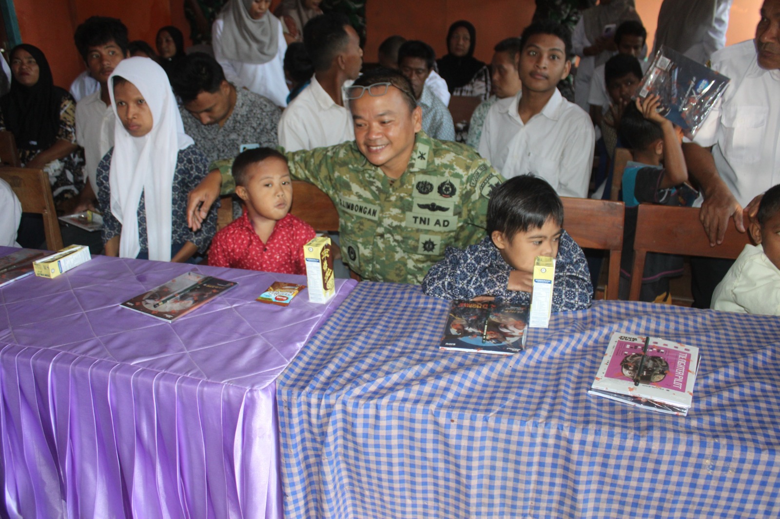 Dandim 1608/Bima Tebar Kebahagiaan di SLB Kartika Sari, Hadirkan Bantuan dan Motivasi untuk Siswa