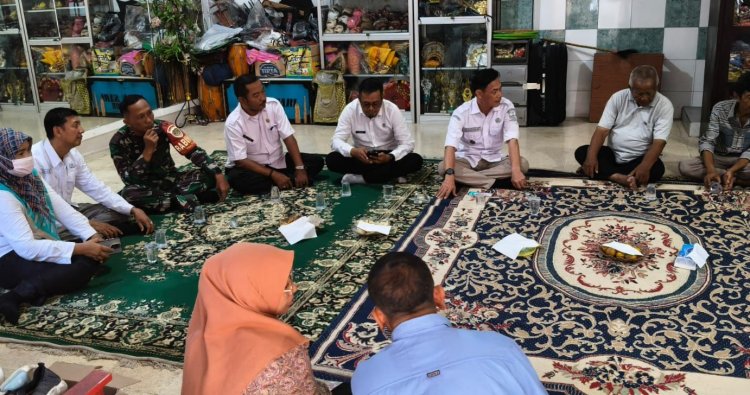 Babinsa Pekalangan Laksanakan Sapa Warga untuk Pererat Silaturahmi dan Serap Aspirasi Masyarakat