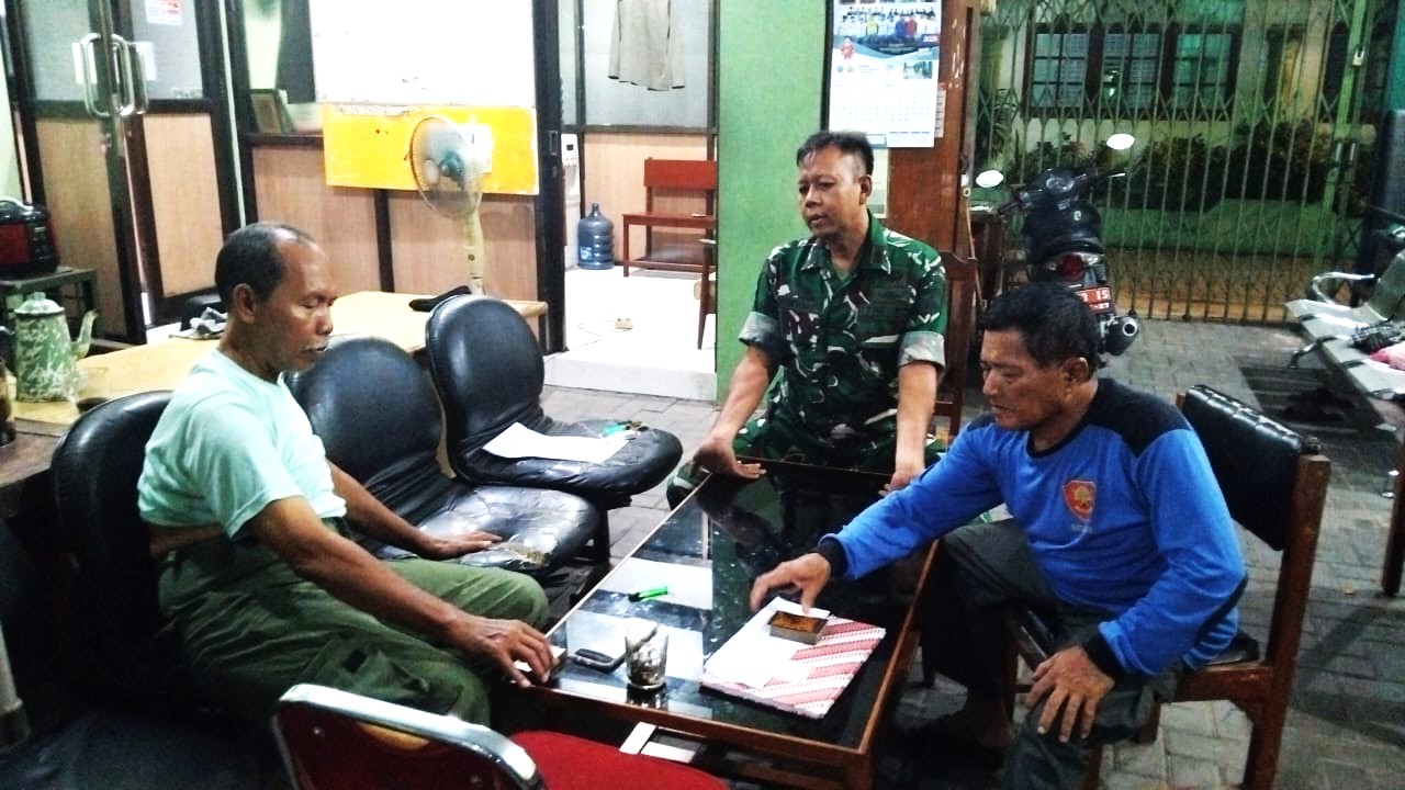 Piket Koramil 10/Wirobrajan Sambangi Pos Jaga Linmas Kemantren Wirobrajan