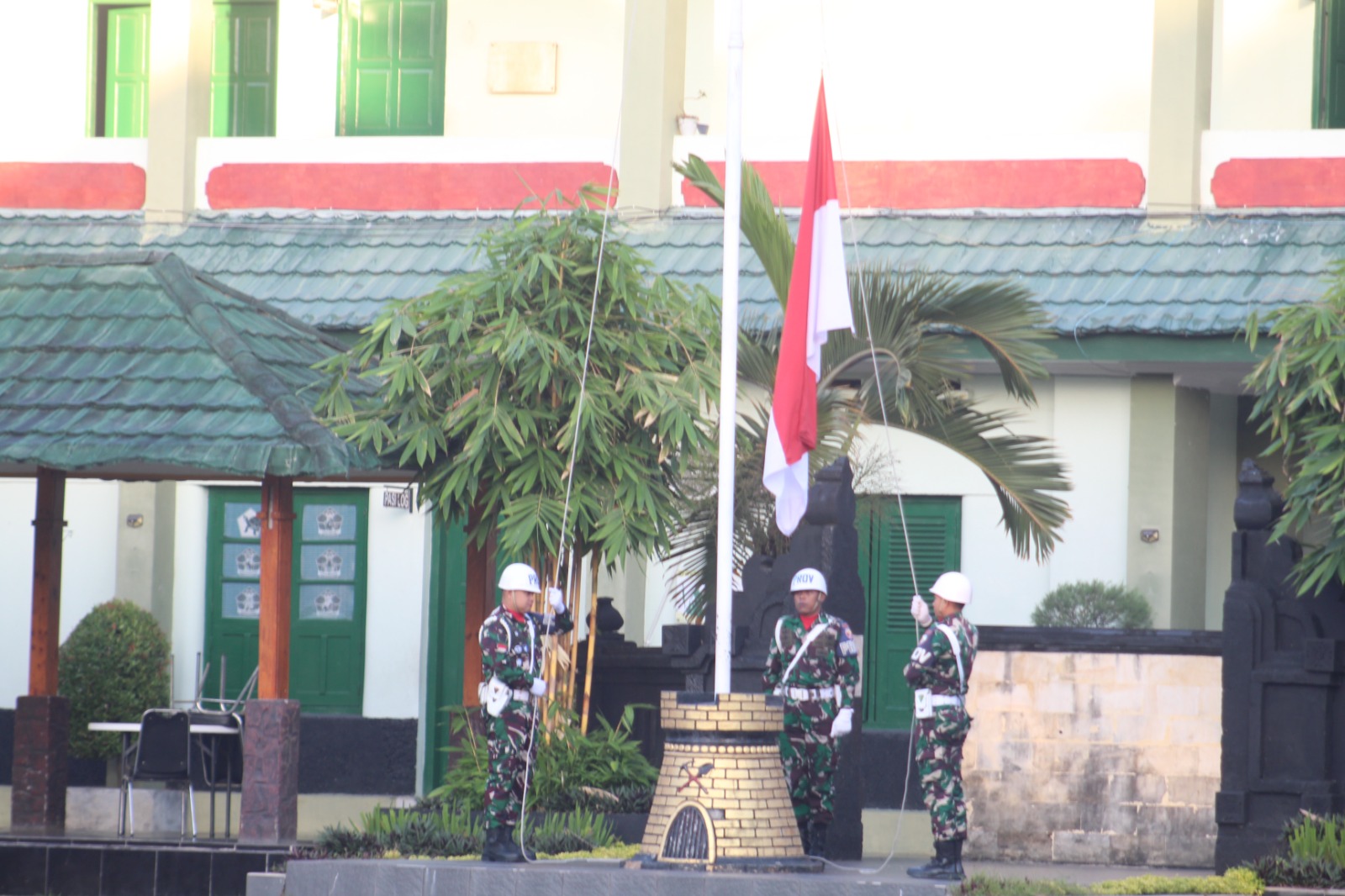 Dibawah Kibaran Sang Merah Putih, Prajurit Kodim 1616/Gianyar Perkuat Jiwa Korsa dan Kesiapsiagaan Menjaga Negeri