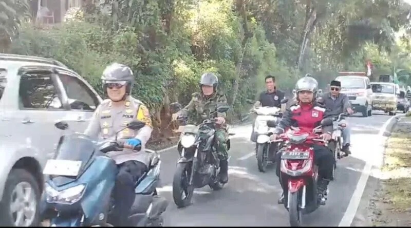 Danramil 2209/Lengkong Hadiri Pawai Menyambut Tahun Baru Islam 1448 H Di Desa Langkapjaya