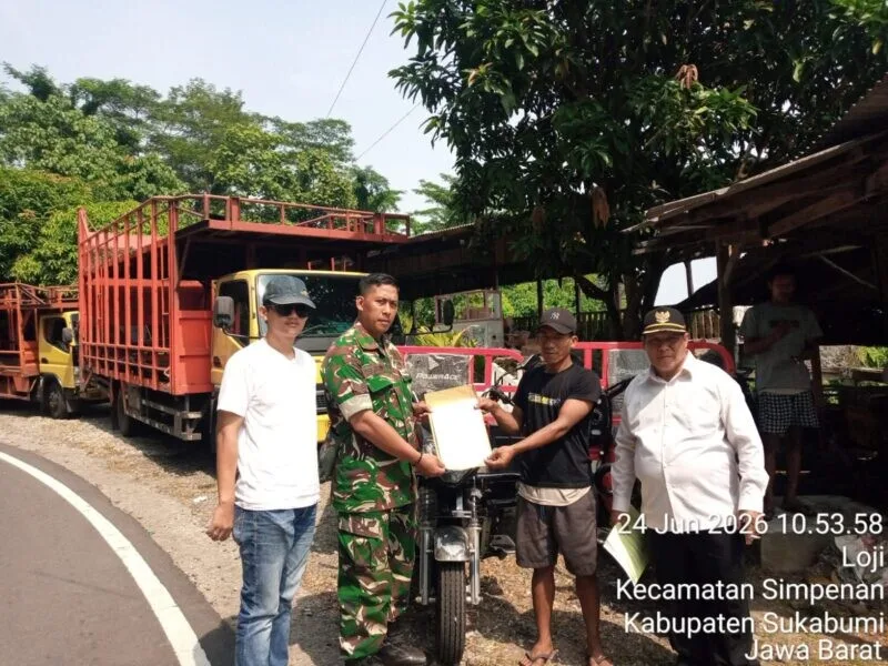 Babinsa Girimukti Dampingi Penyerahan Motor Roda Tiga untuk KDKMP Desa Girimukti