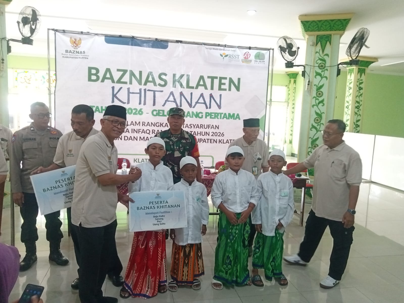 Ratusan Anak Ikuti Khitanan Massal BAZNAS Klaten, Ini Kata Danramil