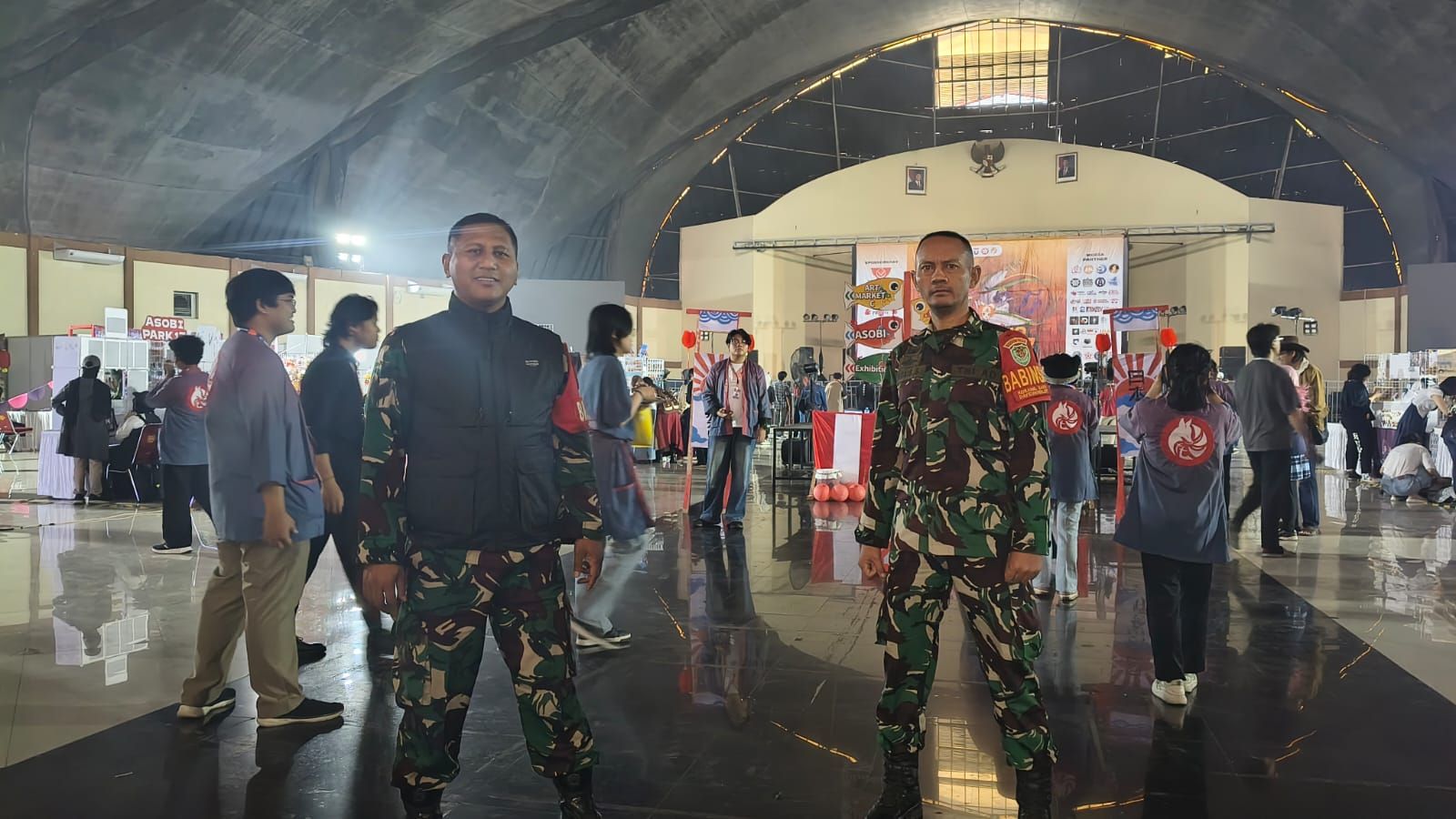 Anggota Koramil 2407/Dayeuhkolot, Melaksanakan Monitoring Langsung Kegiatan Mahasiswa "Nihon Matsuri"  Digelar Universitas Telkom