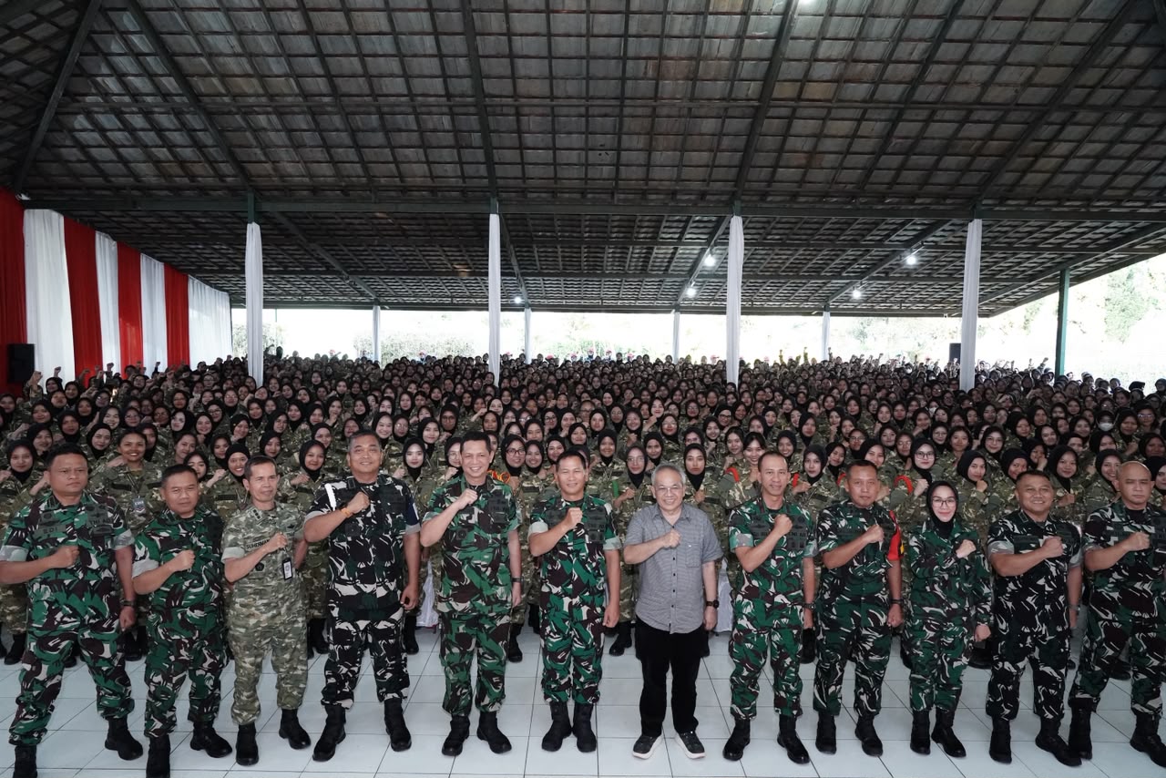 Pangdam III/Siliwangi Bekali Wawasan Kebangsaan kepada Siswa SPPI KDKMP dan KNMP di Dodik Belanegara Rindam III/Slw