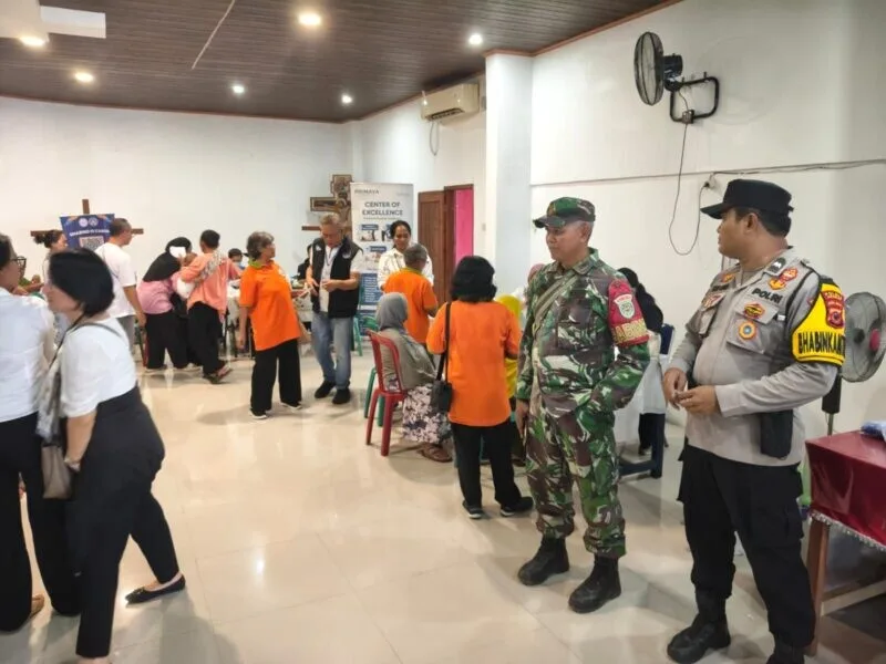 Babinsa Koramil 2202/Palabuhanratu Laksanakan Pengawasan Program Pengecekan Kesehatan Gratis