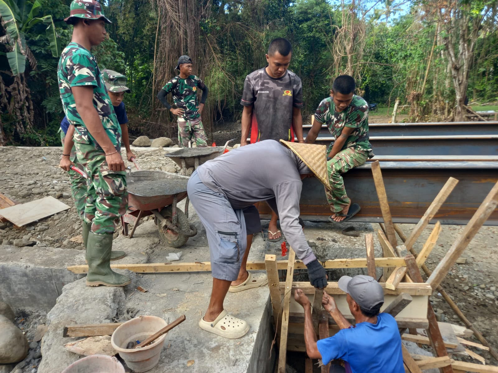 Kodim 1623/Karangasem Kebut Pembangunan Tiga Jembatan Garuda, Perkuat Akses dan Dorong Ekonomi Masyarakat