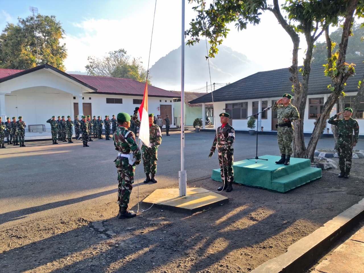 Melalui Upacara Bendera, Kodim 1602/Ende Perkokoh Jiwa Korsa dan Cinta Tanah Air