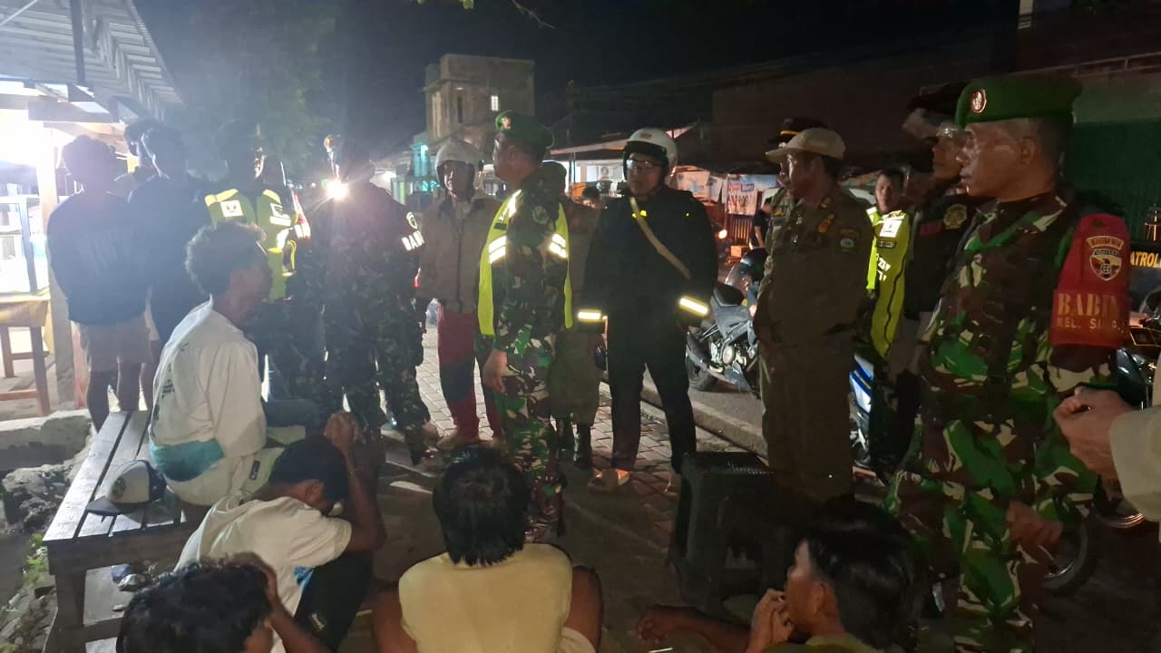 Cegah Kenakalan Remaja, Dandim 1614/Dompu Bersama Lintas Instansi Gelar Patroli Twenty One
