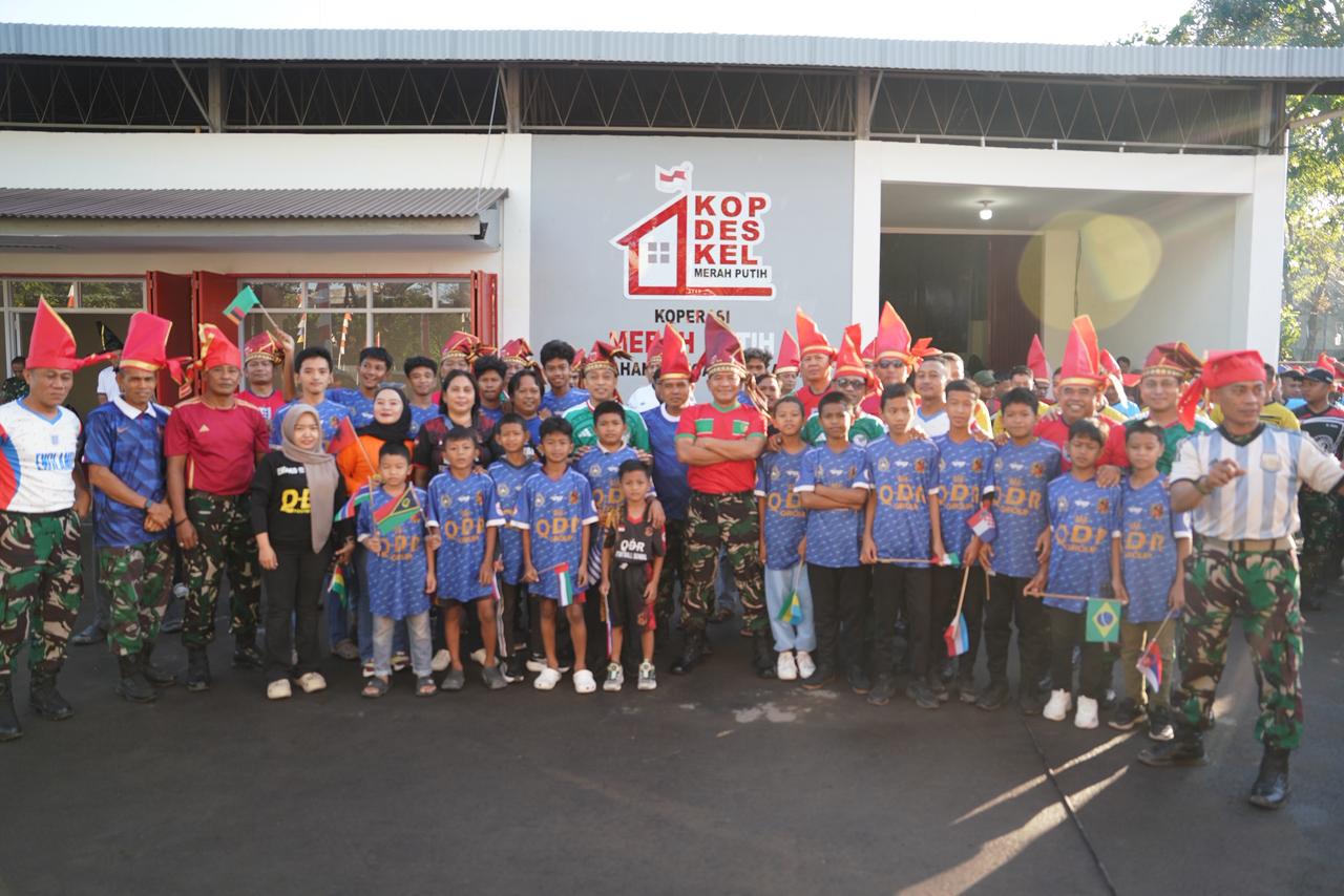 Piala Dunia Satukan Warga Makassar! Pangdam XIV/Hsn Gelar Nobar Penuh Hiburan dan Bakti Sosial