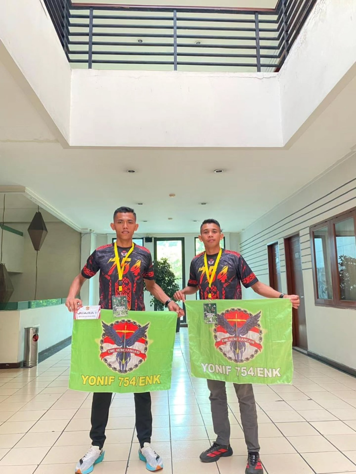 Kami Datang dari Timur, Kami Pulang Membawa Juara : Brigif 20 Kostrad Taklukkan Event Cakra Run 5K