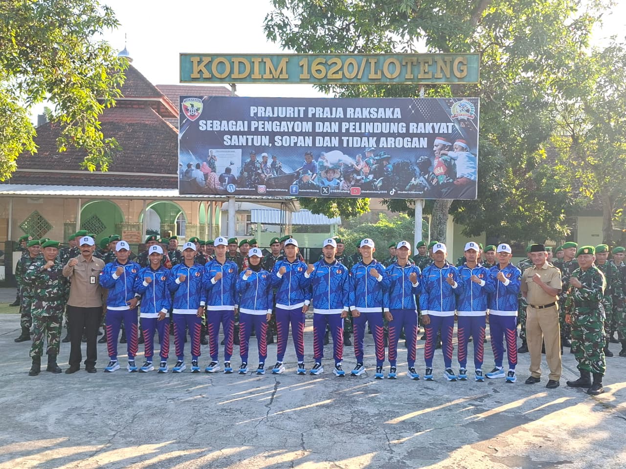 Dandim Lombok Tengah Lepas Kontingen Tinju PERTINA untuk PORPROV NTB XII 2026