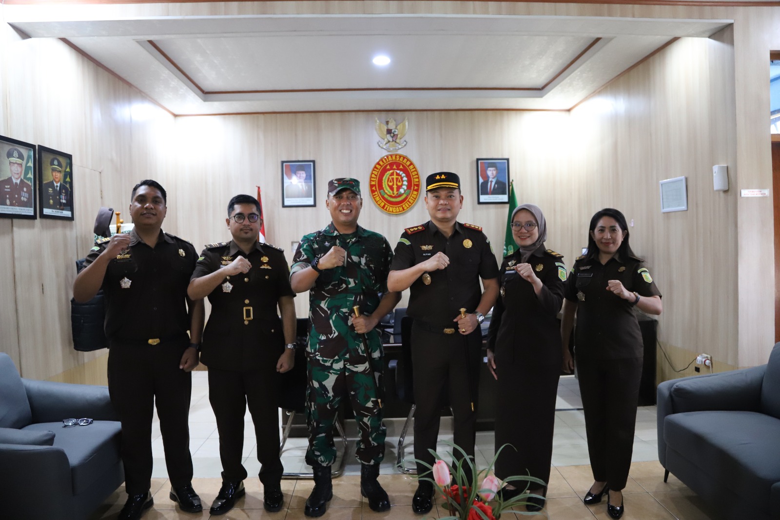 Silaturahmi Penuh Keakraban, Dandim 1621/TTS Bangun Kolaborasi Bersama Kejari TTS