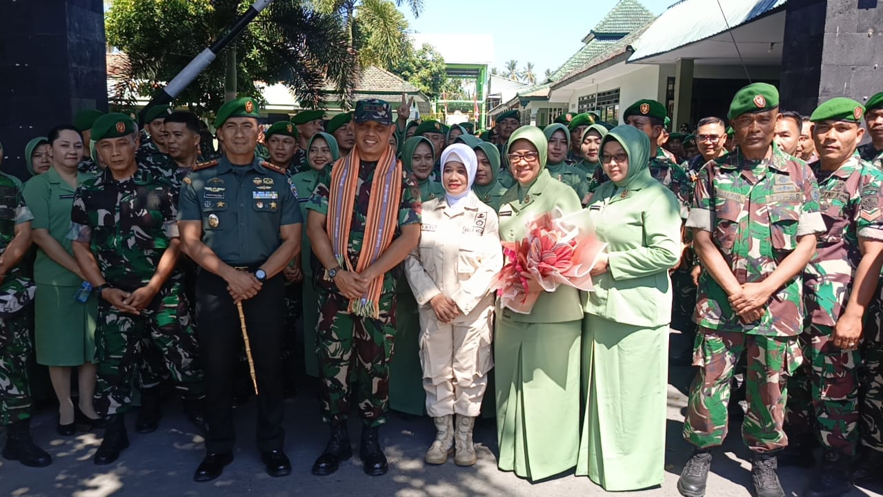 Penuh Kekeluargaan, Kodim 1615/Lotim Lepas Letkol Inf. Eky Anderson dan Sambut Letkol Inf. Hadiyansyah