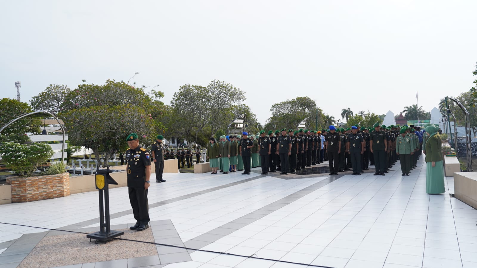 Peringati HUT ke-68, Kodam XII/Tpr Gelar Ziarah Rombongan di TMP Dharma Patria Jaya