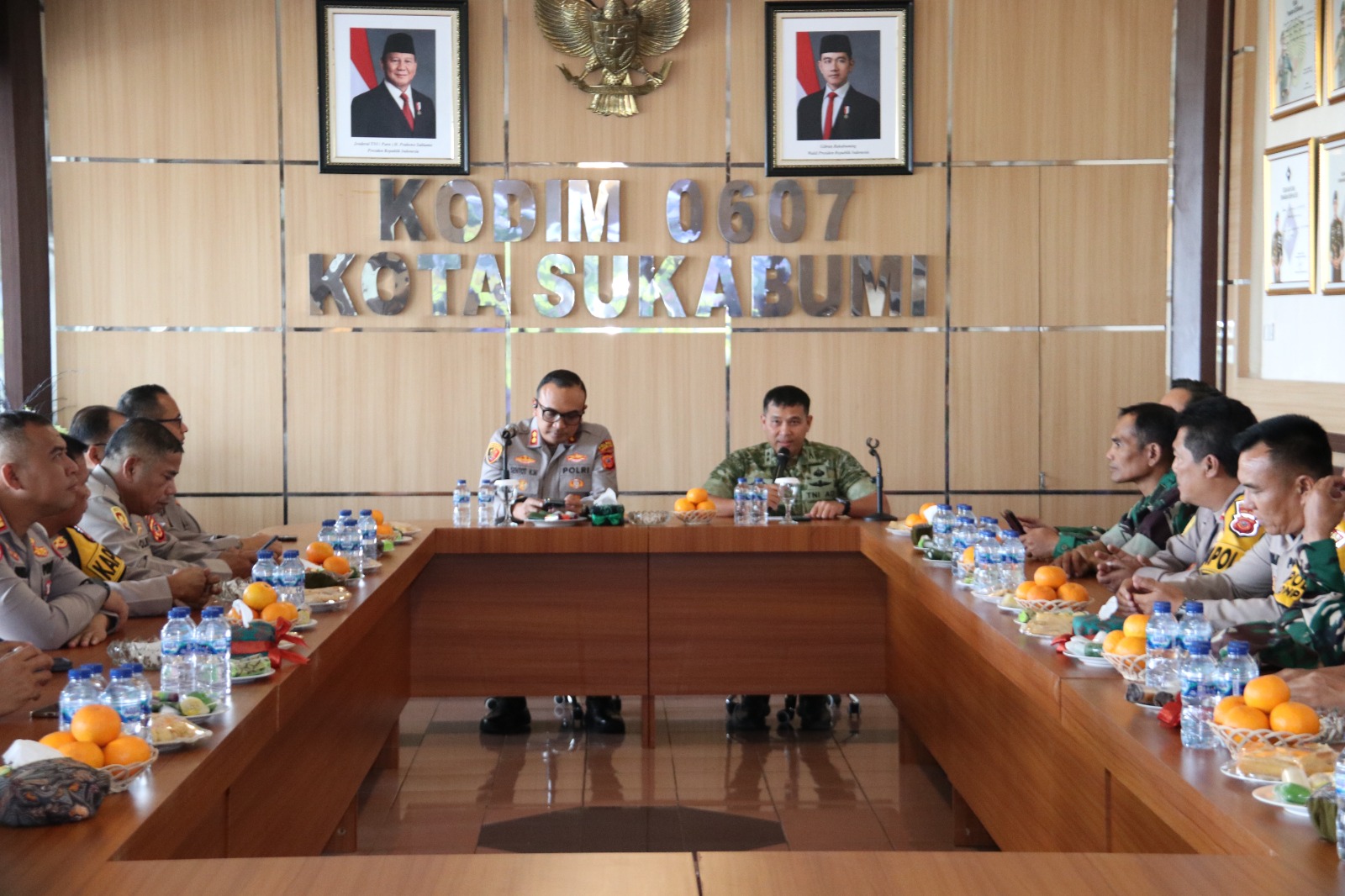 Sinergi TNI–Polri Makin Kokoh, Dandim 0607 Sambut Kunjungan Kerja Kapolres Sukabumi Kota