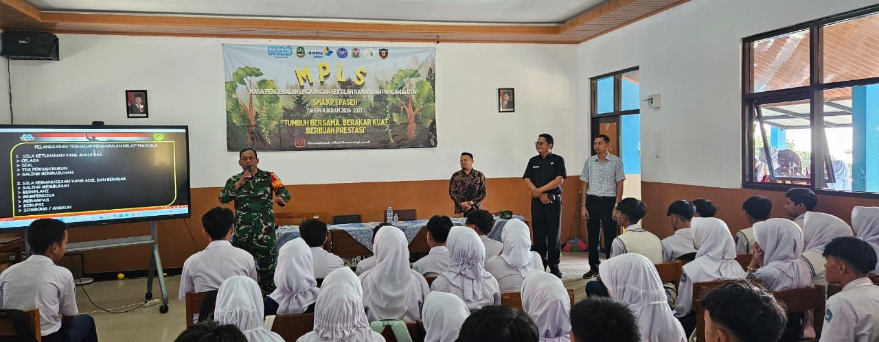 Babinsa Koramil 2403/Paseh Berikan Materi Pencegahan Perundungan kepada Siswa Baru SMA KP 1 Paseh