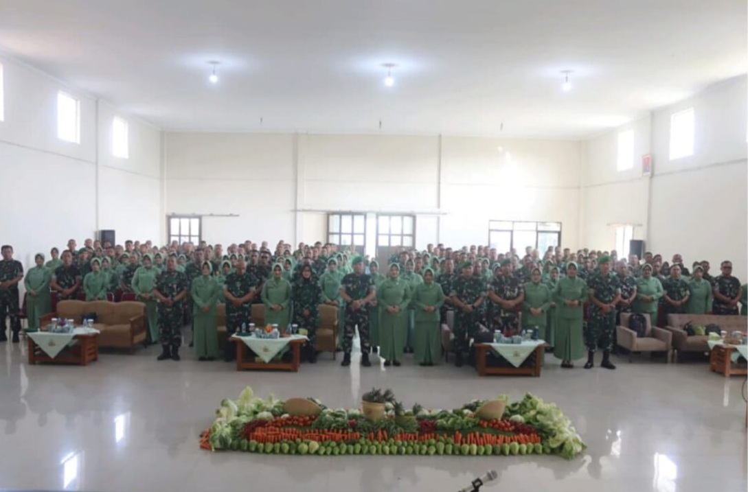 Dandim 0611/Garut Berikan Pengarahan Kepada Prajurit dan Persit, Tekankan Pentingnya Membangun Keluarga Bahagia