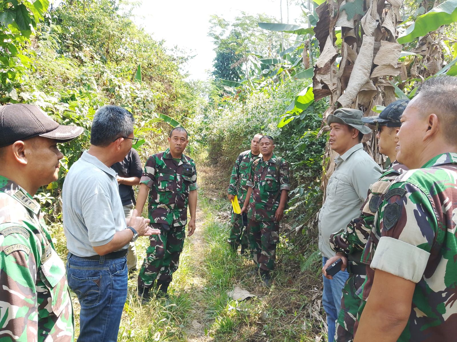 Pendampingan Peninjauan Lahan Aset TNI AD di Desa Pasirsuren untuk Rencana Pembangunan Rice Milling Unit