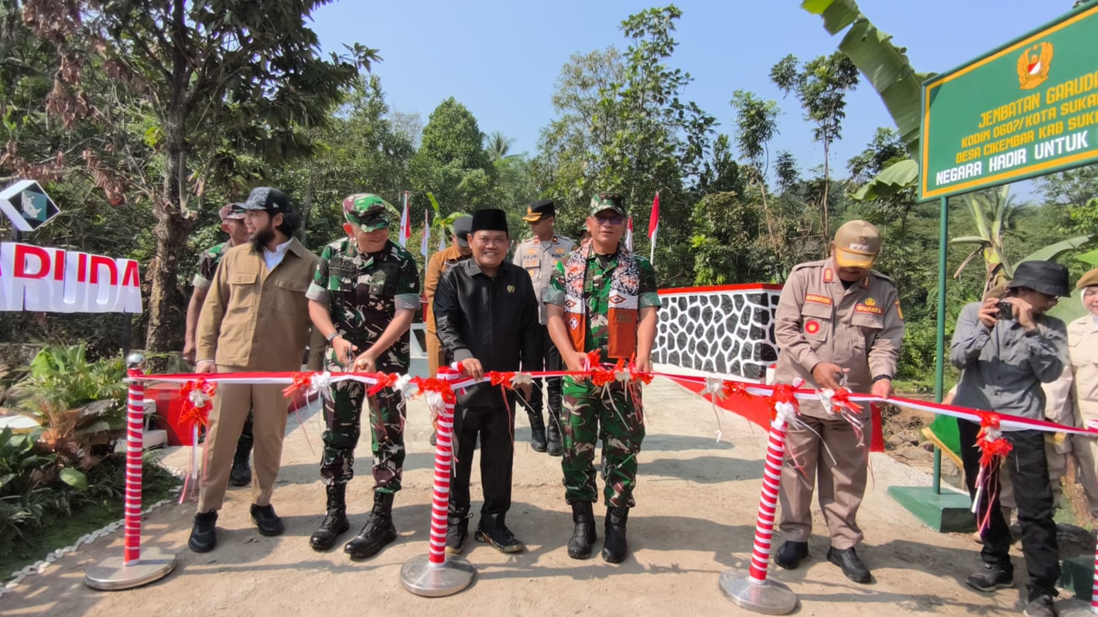 Pangdam III/Siliwangi Resmikan Jembatan Garuda Suci, Perkuat Akses Dan Dorong Perekonomian Masyarakat Sukabumi