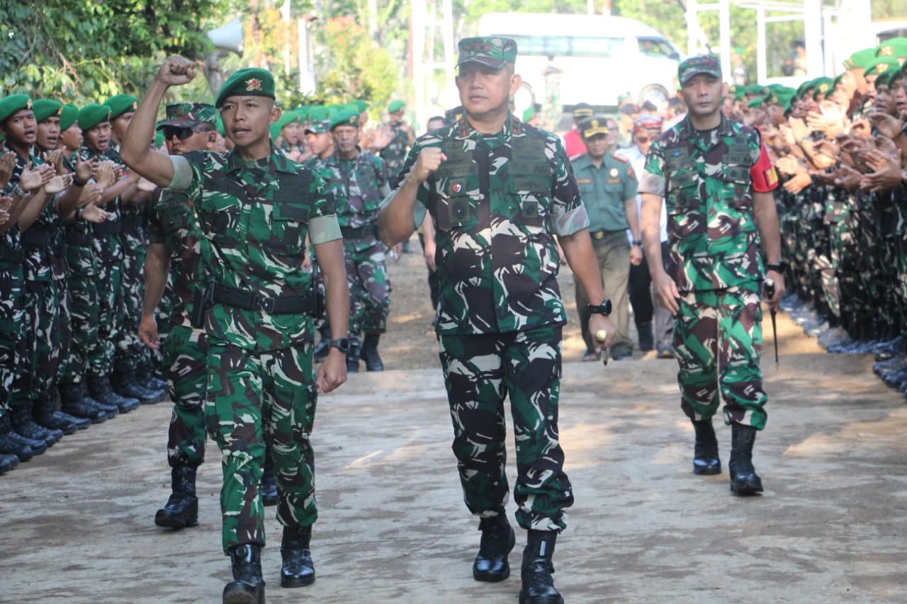Pangdam IV/Diponegoro Tinjau Proyek Strategis Batalyon di Temanggung