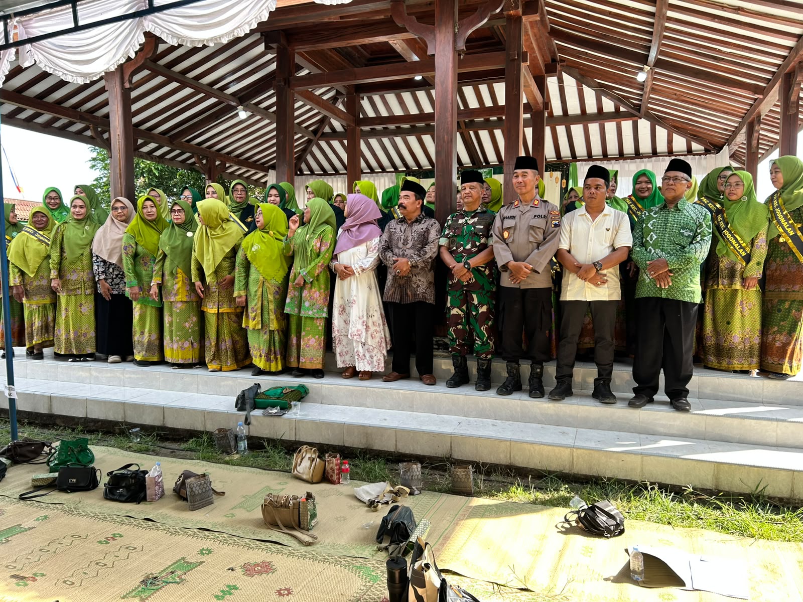 Danramil Jogonalan Hadiri Pelantikan Pengurus Muslimat NU Jogonalan, Perkuat Sinergi Membangun Umat Dan Kebersamaan