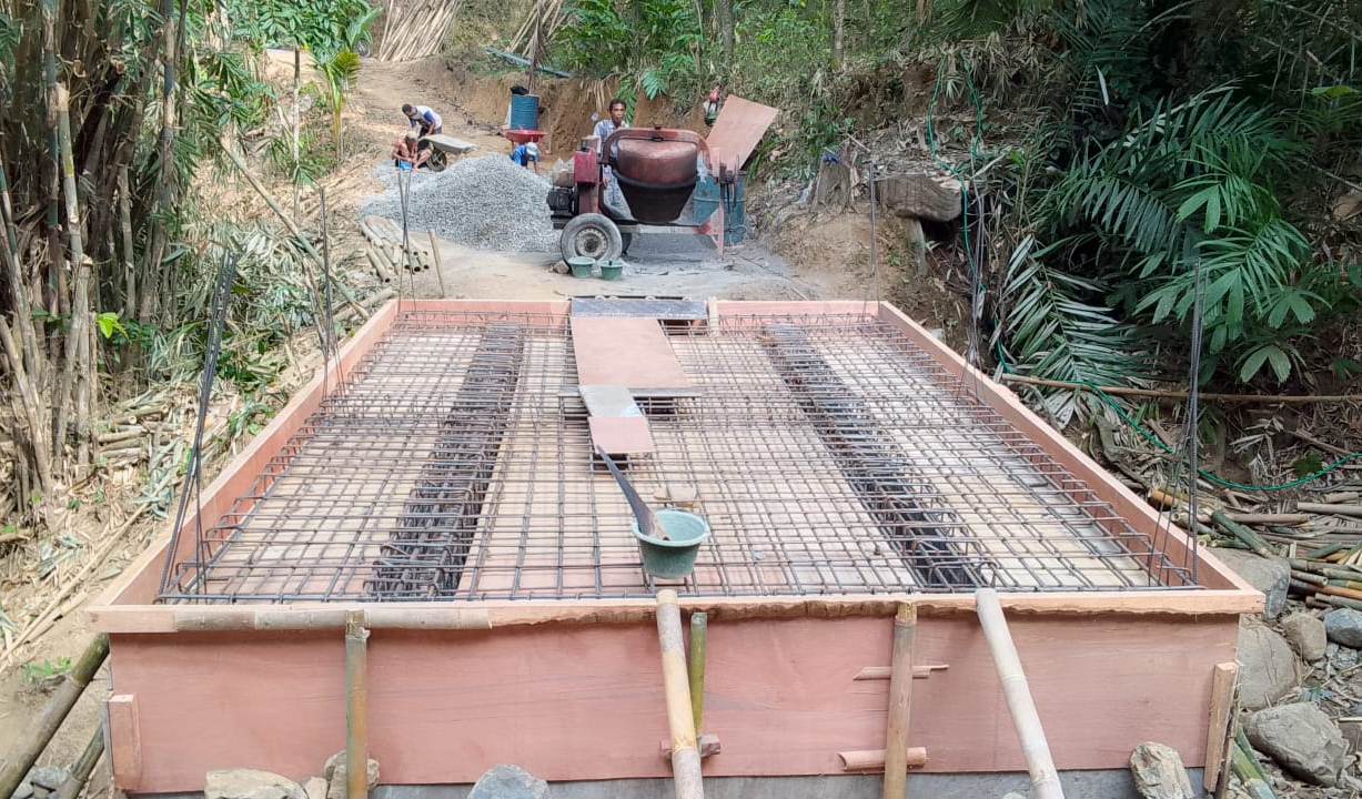 Pembangunan Jembatan Beton Sungai Papak Kalibuko 2 Kalirejo