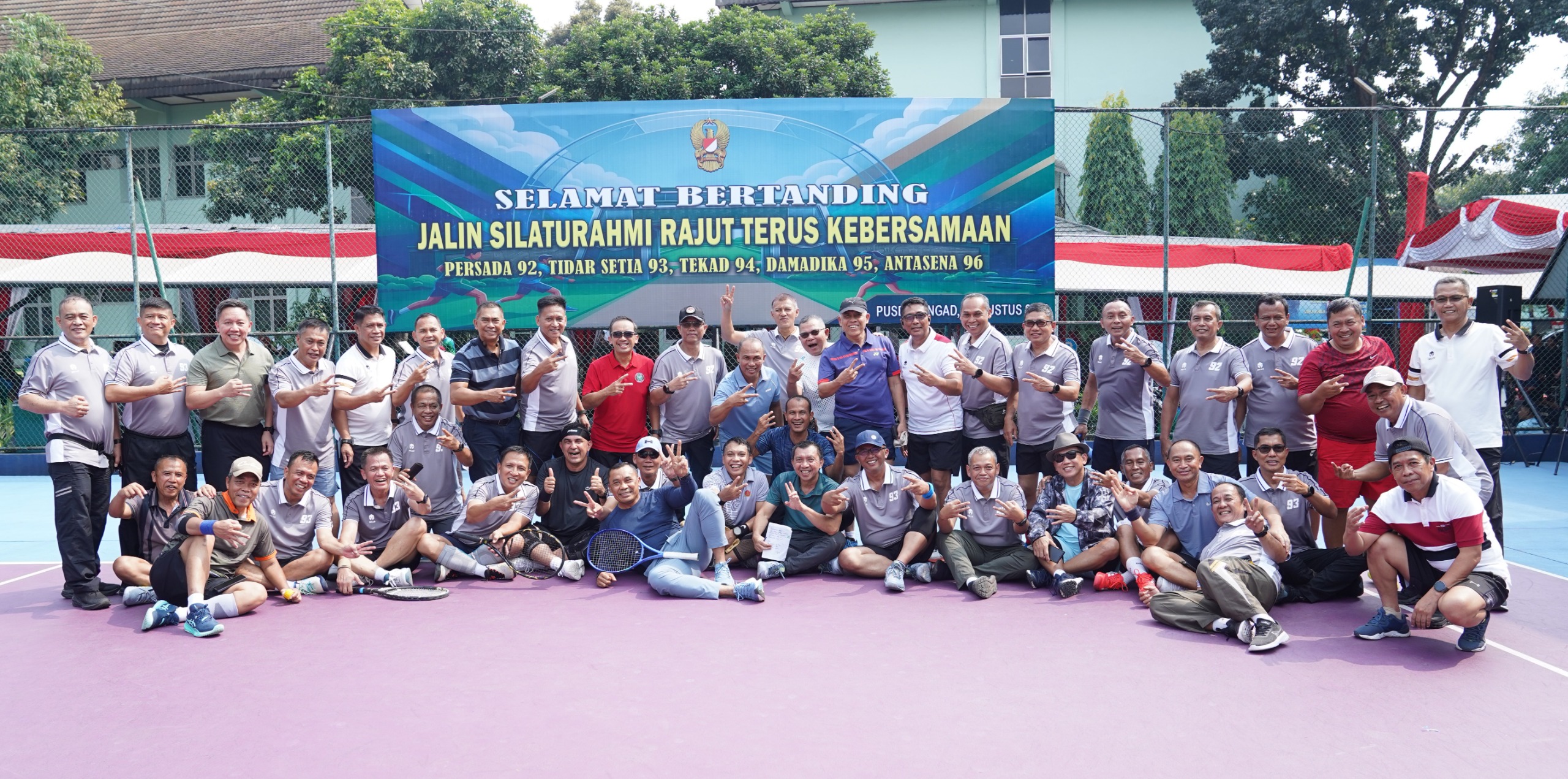 Hadiri Olahraga Bersama Abituren Akmil 1992–1996, Kasad Tekankan Dukung Program Pemerintah