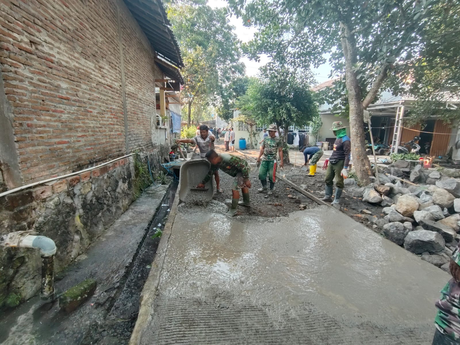 Satgas TMMD Kodim 0732/Sleman Tak Kenal Hari Libur dalam bekerja