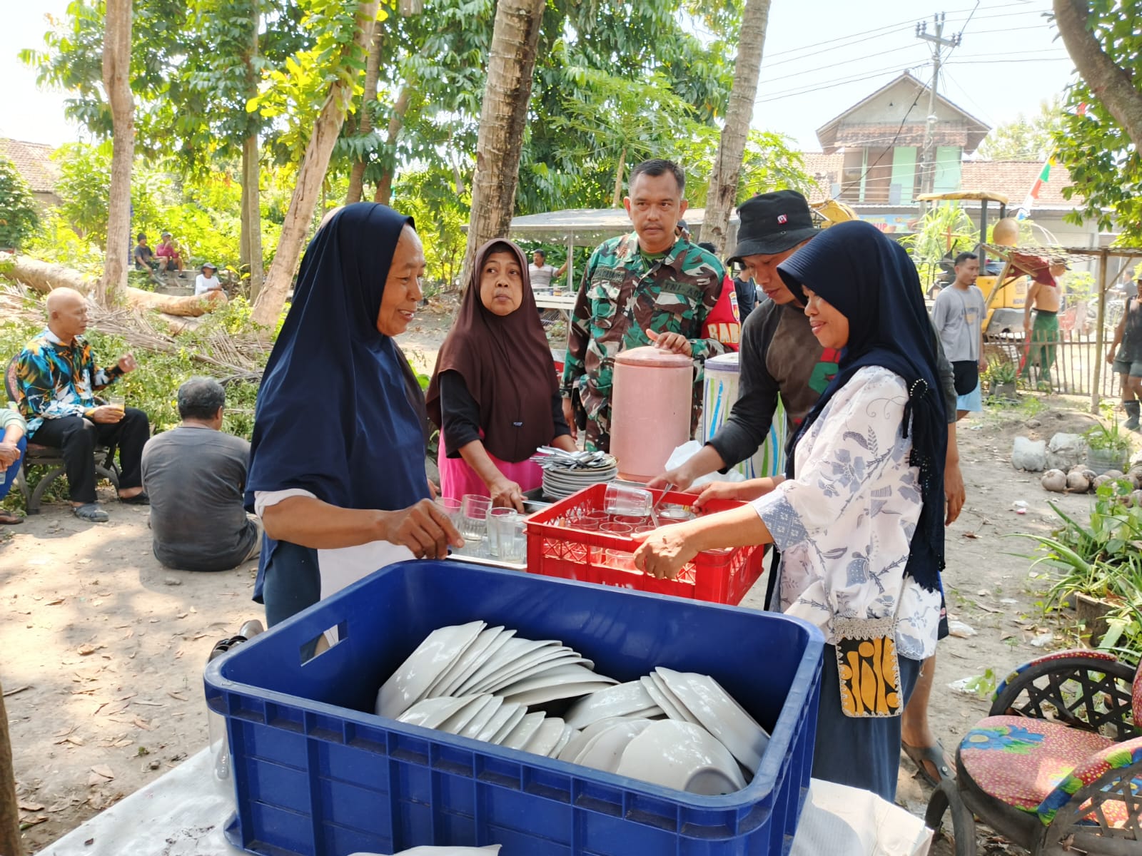 Dapur PKK Suplai Logistik Satgas TMMD Kodim Sleman
