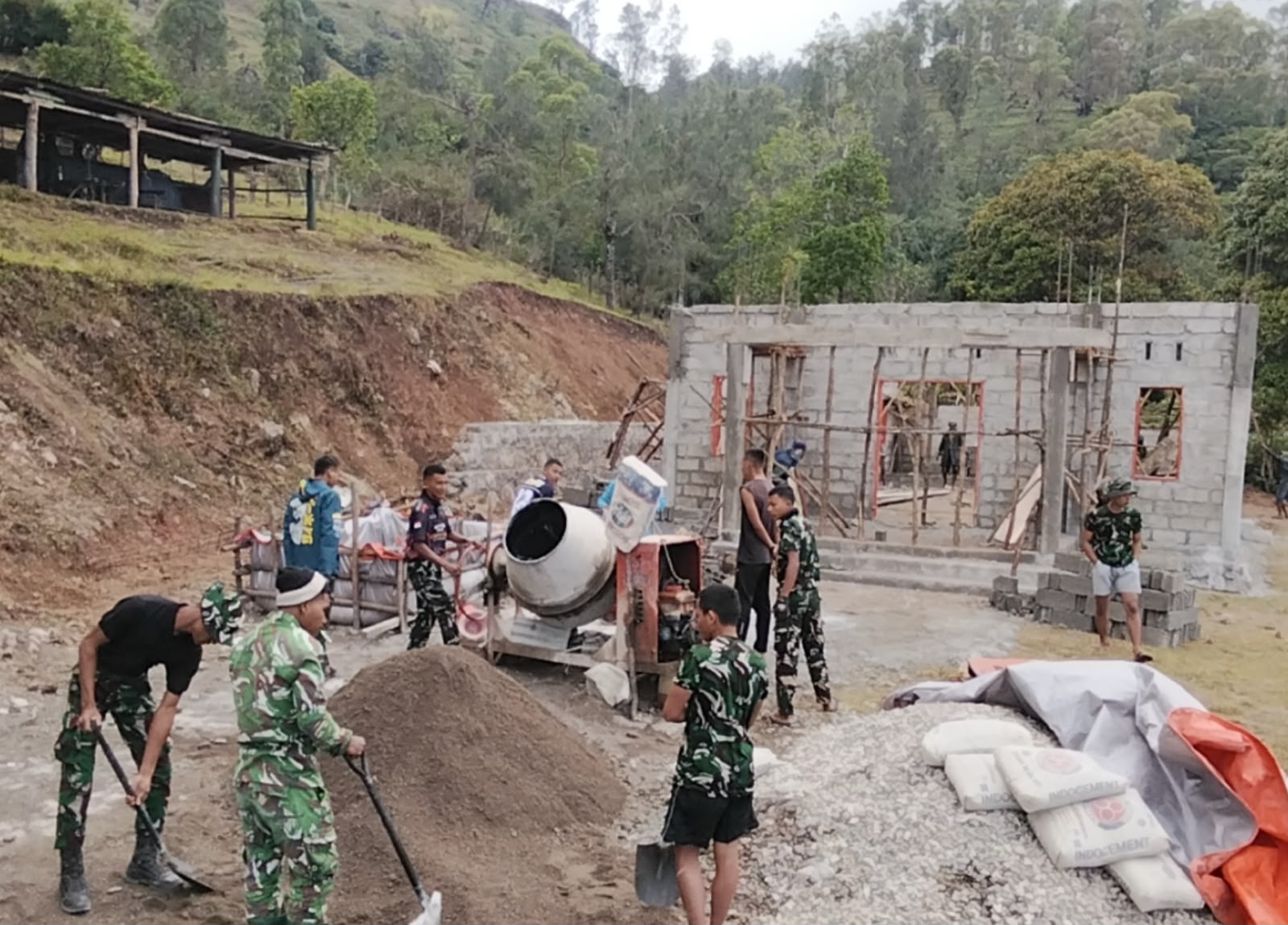 Kemanunggalan TNI dan Rakyat Wujudkan Kapela Santo Paulus, Simbol Pengabdian di Perbatasan RI–RDTL
