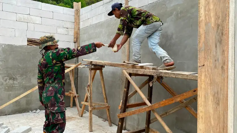 Bocor dan Kerap Dimasuki Ular, Rumah Burhanuddin Kini Layak Berkat TMMD