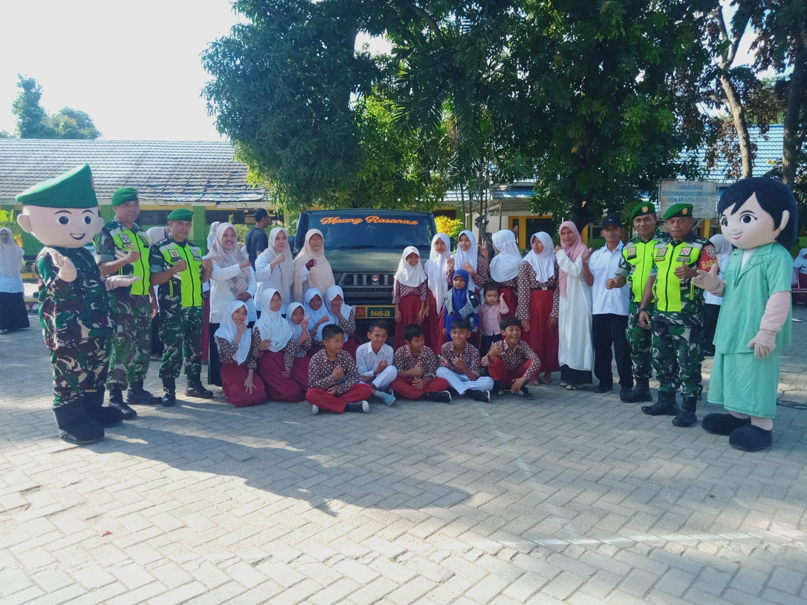 Kodim 1608/Bima Kenalkan Karya Anak Bangsa Melalui Safari Mobil MAUNG