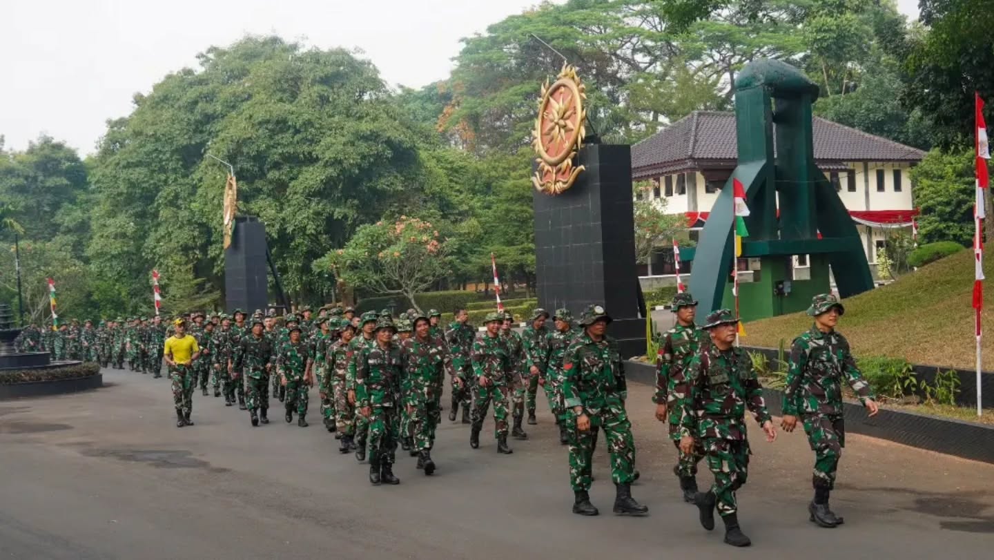 Hanmars 8K Divif 1 Kostrad: Tempa Ketahanan, Perkuat Jiwa Juang Prajurit